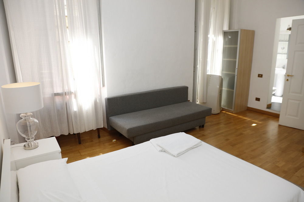 Casa Milano- Apartments And Rooms Екстер'єр фото