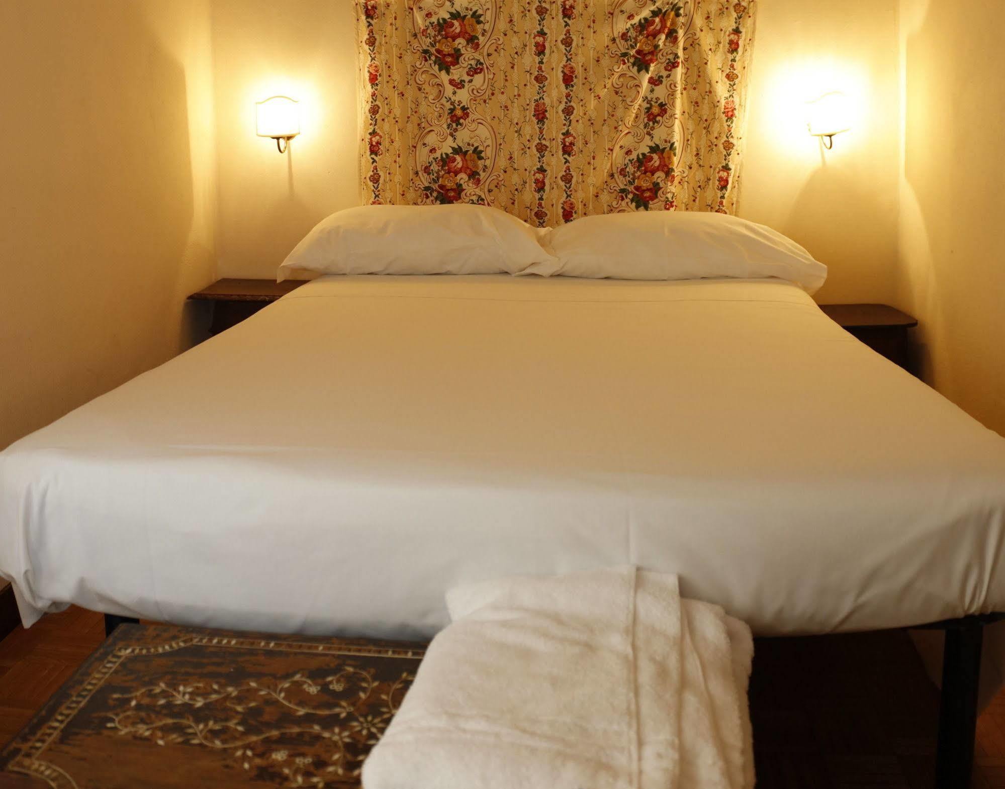 Casa Milano- Apartments And Rooms Екстер'єр фото